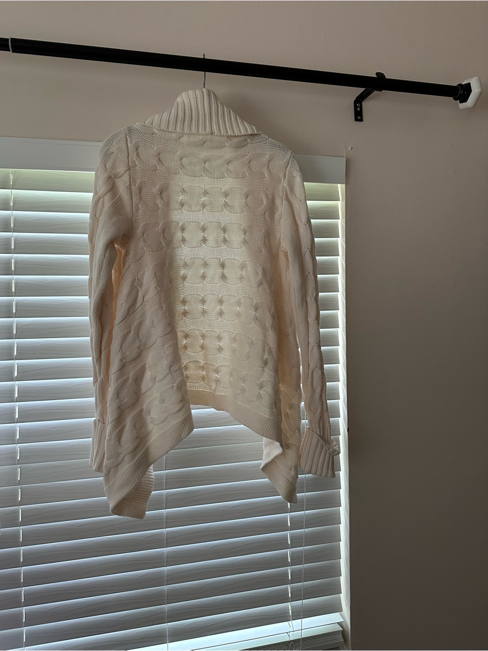 Vince Camuto Cream Cable Knit Shawl-Collar Cardigan